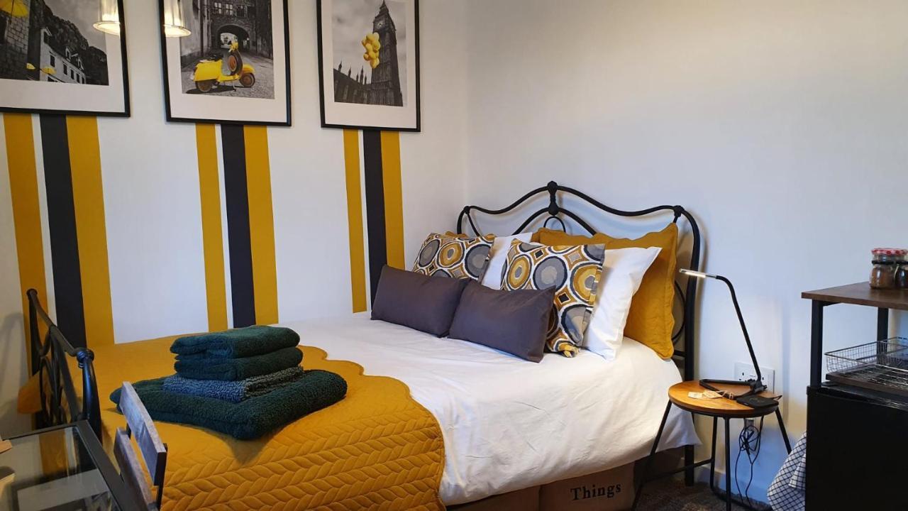 Kew Gardens - Private Double Room Richmond London - Homestay Εξωτερικό φωτογραφία