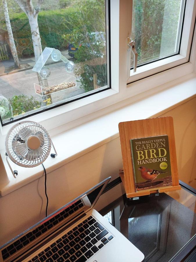 Kew Gardens - Private Double Room Richmond London - Homestay Εξωτερικό φωτογραφία