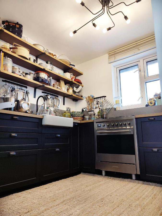 Kew Gardens - Private Double Room Richmond London - Homestay Εξωτερικό φωτογραφία