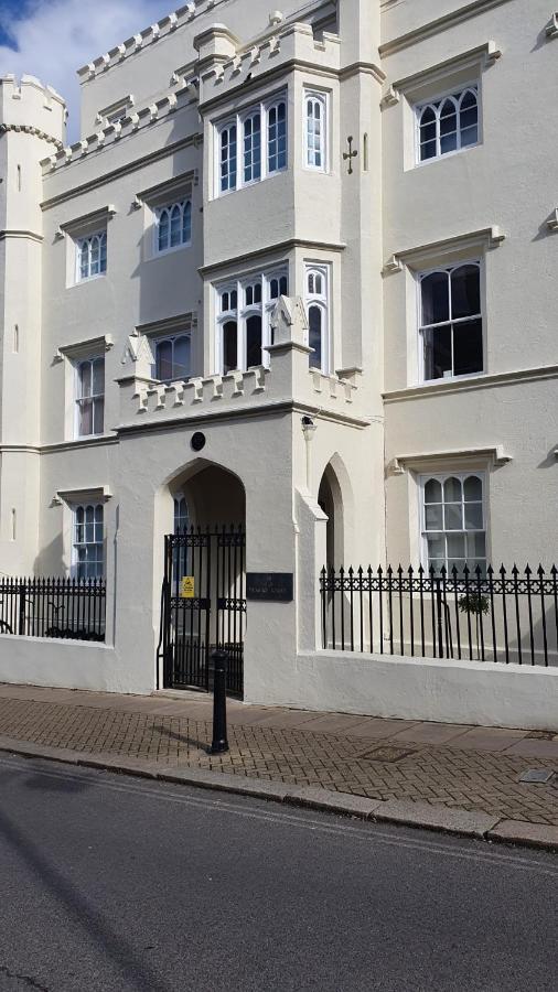 Kew Gardens - Private Double Room Richmond London - Homestay Εξωτερικό φωτογραφία