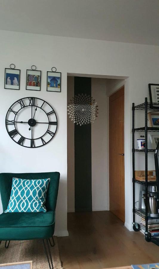 Kew Gardens - Private Double Room Richmond London - Homestay Εξωτερικό φωτογραφία